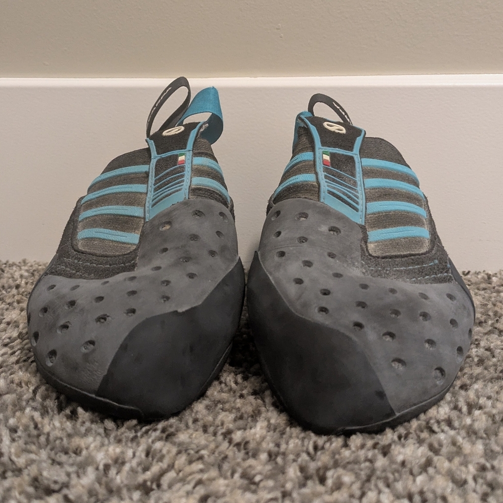 Scarpa Instinct S Climbing Shoes - Size 38.5